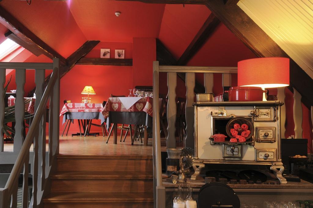 Hotel Restaurant Domaine De Basil Орбе Экстерьер фото